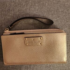 Kate Spade Wellesley Layton Wallet/Wristlet Gold EUC